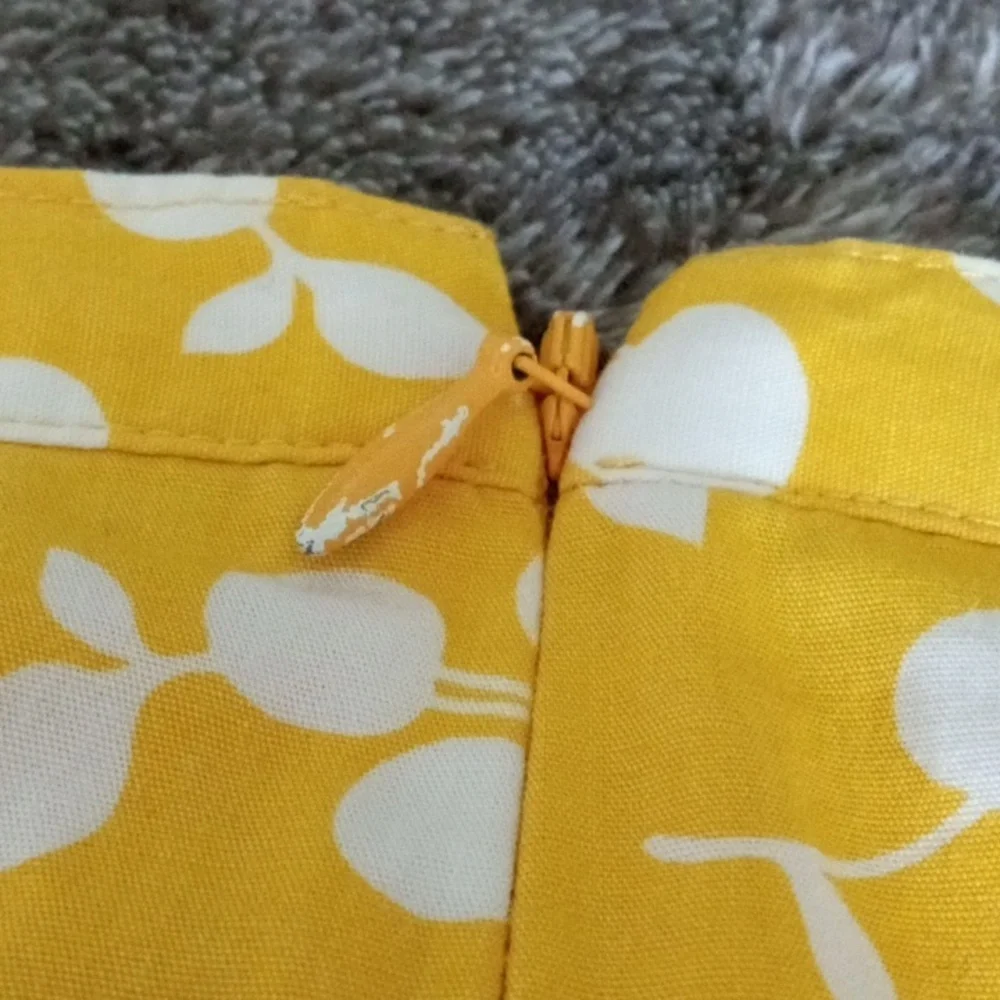 Boden Happy, Cherry Scattered skirt with pockets